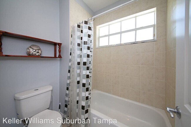 Building Photo - 2 br, 2.5 bath House - 3317 Empedrado St