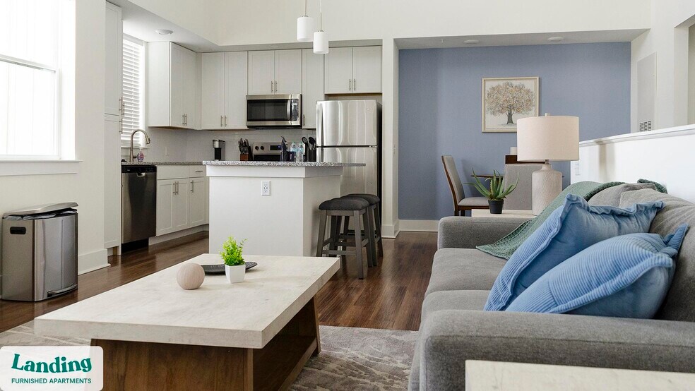 Building Photo - 901 Kelly Green Ln