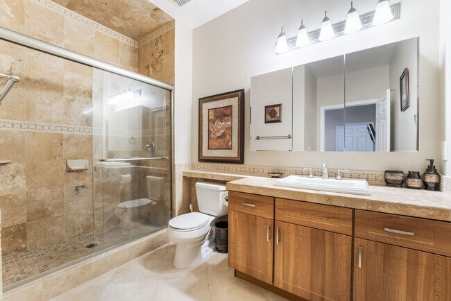 Building Photo - 3 Bedroom Furnished Condo in Spanish Palms