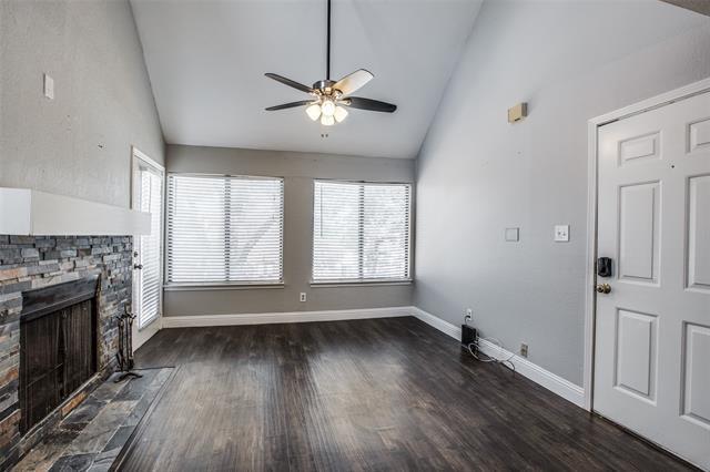 Building Photo - 2305 Basil Dr