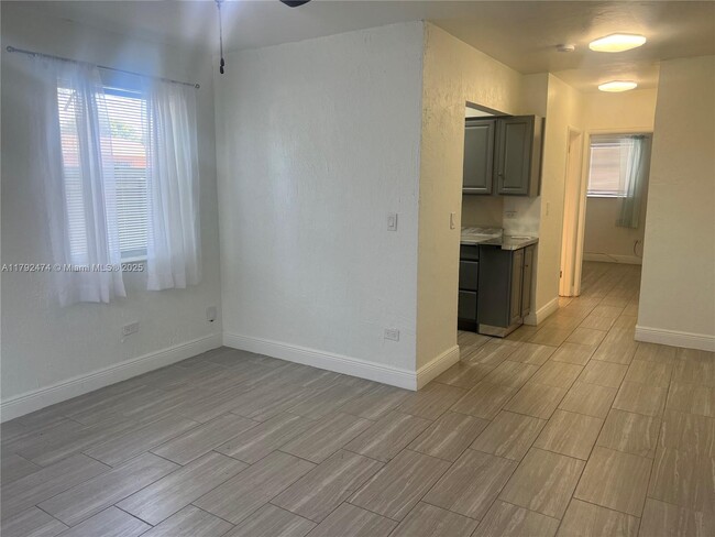 Building Photo - 1600 NW 42nd St