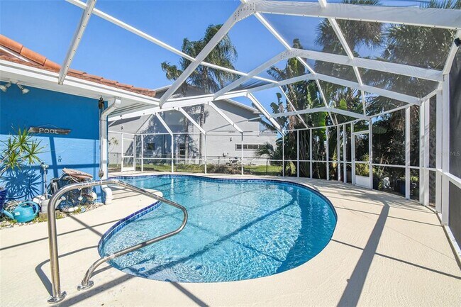 Building Photo - 5050 Porpoise Pl