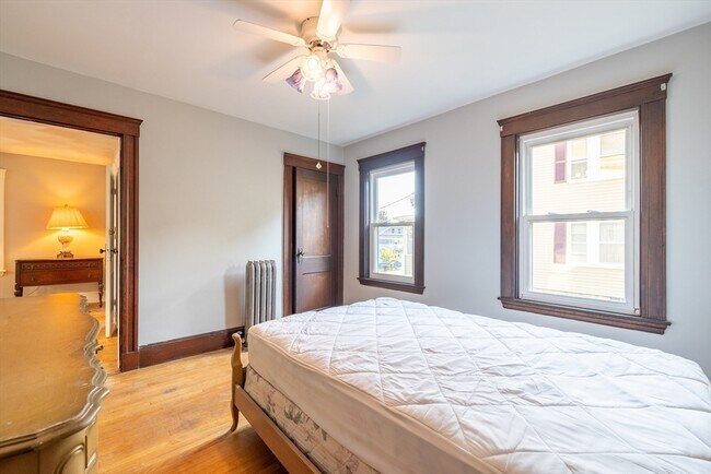 Building Photo - 35 Hosmer St