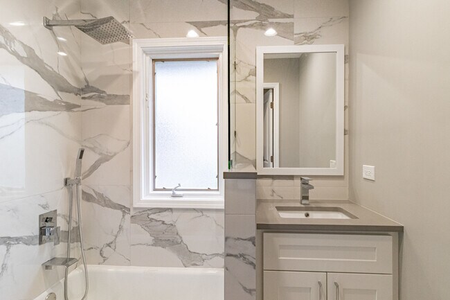 Building Photo - 1240 Warrington Rd