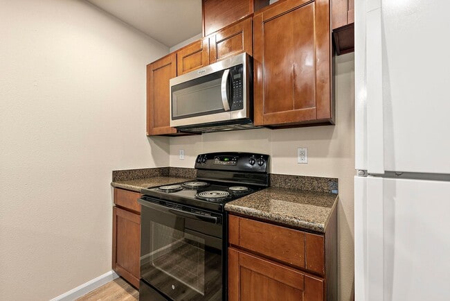 Building Photo - Invest LLC 4330