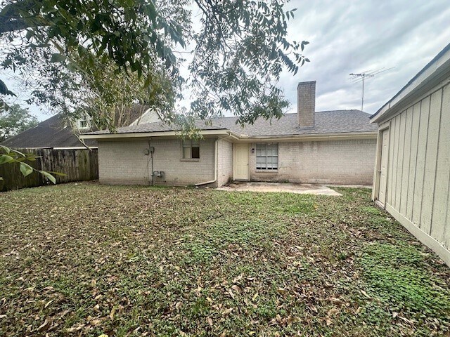 Building Photo - 11735 N Willowdale Cir