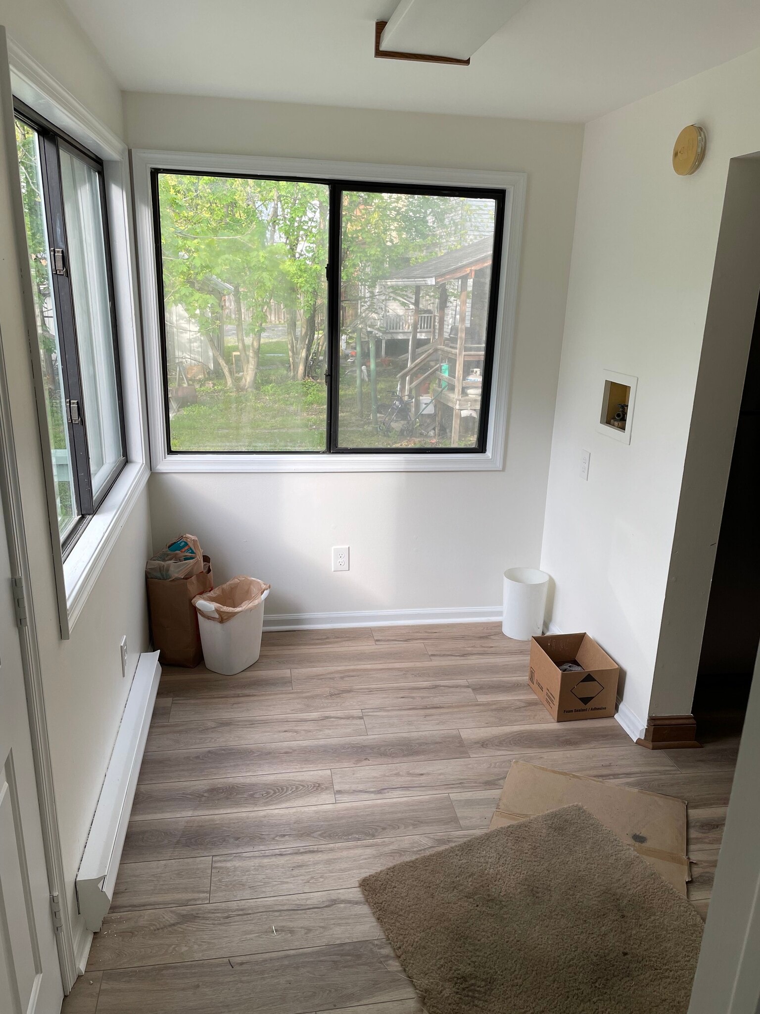 Building Photo - 146 Analomink St