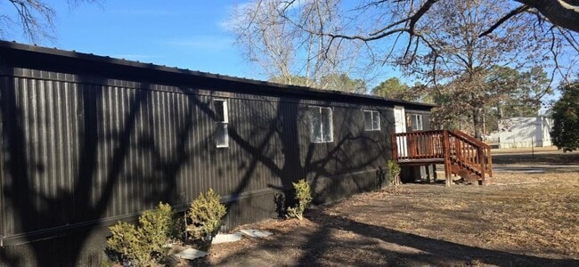 Building Photo - 2623 W Black Creek Rd