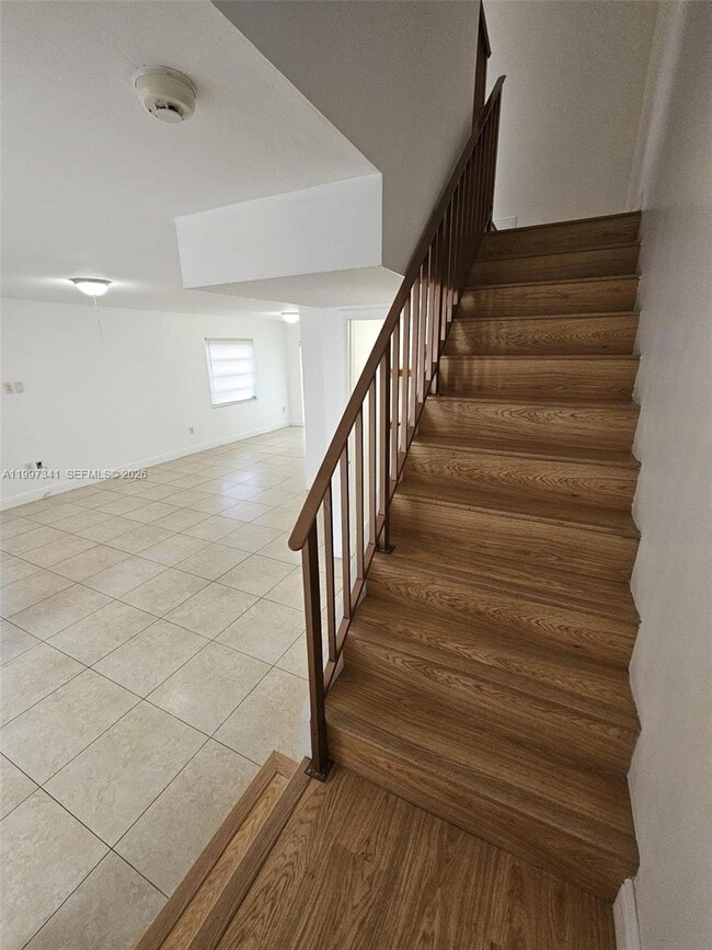 Building Photo - 8633 SW 137th Ave