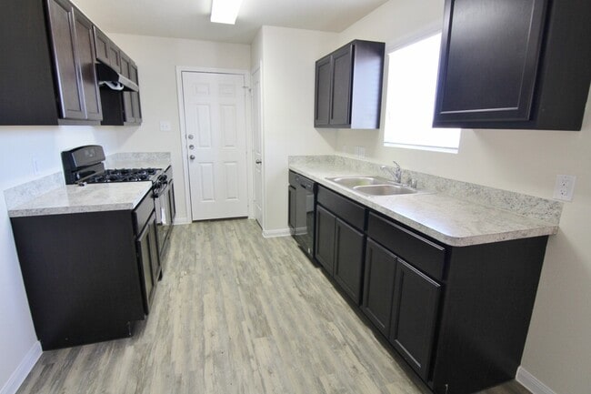 Building Photo - 4314 Almeda Meadows Dr