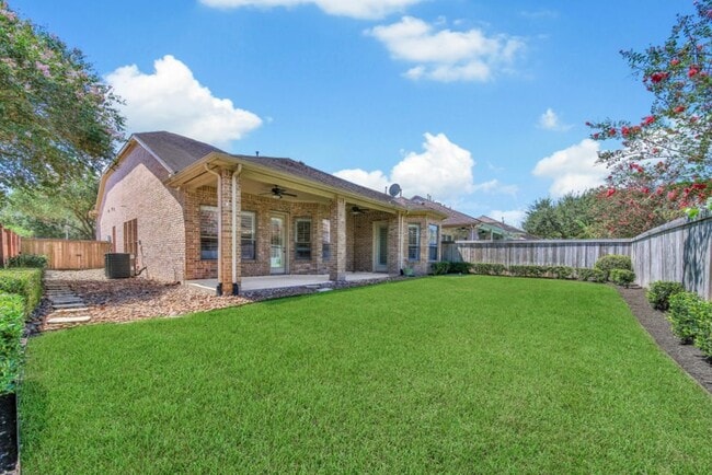 Building Photo - 6523 Monrovia Ln