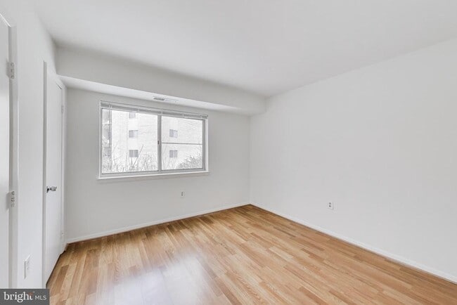 Building Photo - 12307 Braxfield Ct