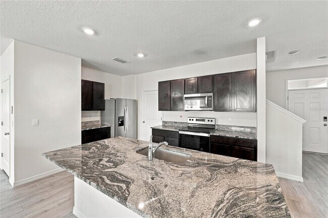 Building Photo - 5166 SW 48th Ln