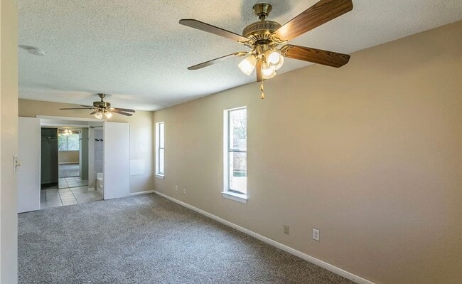 Building Photo - Cozy Home in Temple, Tx!