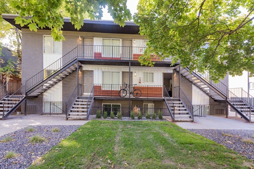 Interior Photo - The Acadia