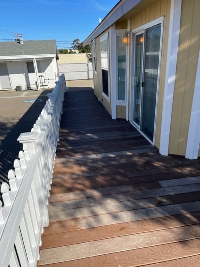 Building Photo - 1BR/1BA Tiny Home in Ramona Town Center