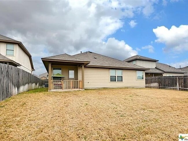 Building Photo - 362 Limerick Rd