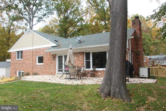 Building Photo - 6419 Lyric Ln