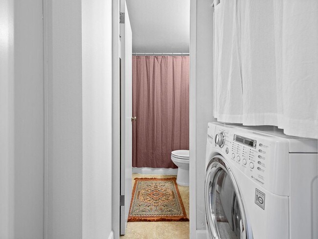 Building Photo - View