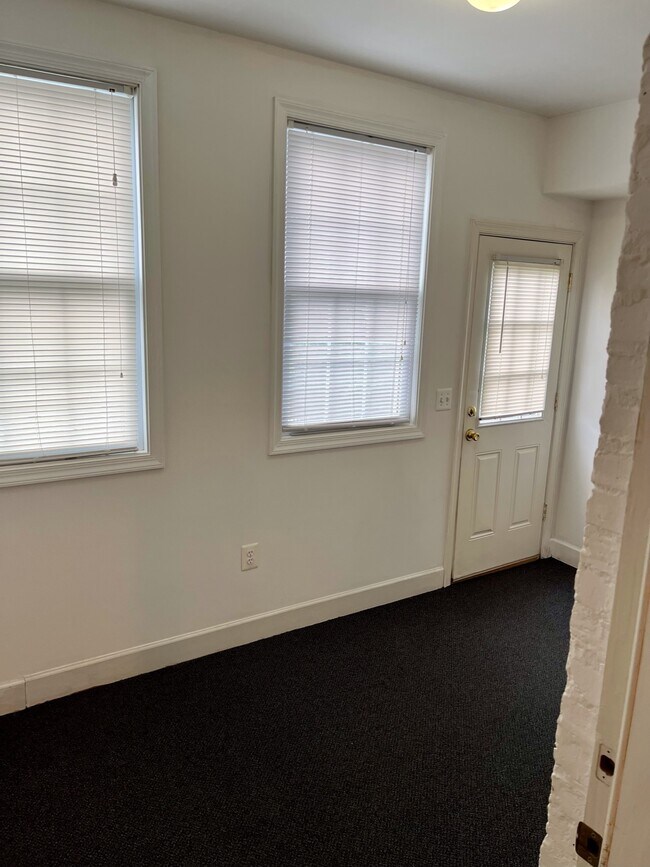 1st Floor Sunroom - 12.5 x 7.5 - 3026 Remington Ave