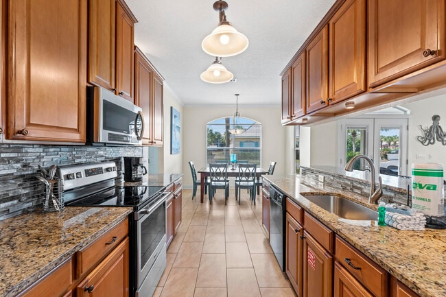 Building Photo - 25 Opal Cove