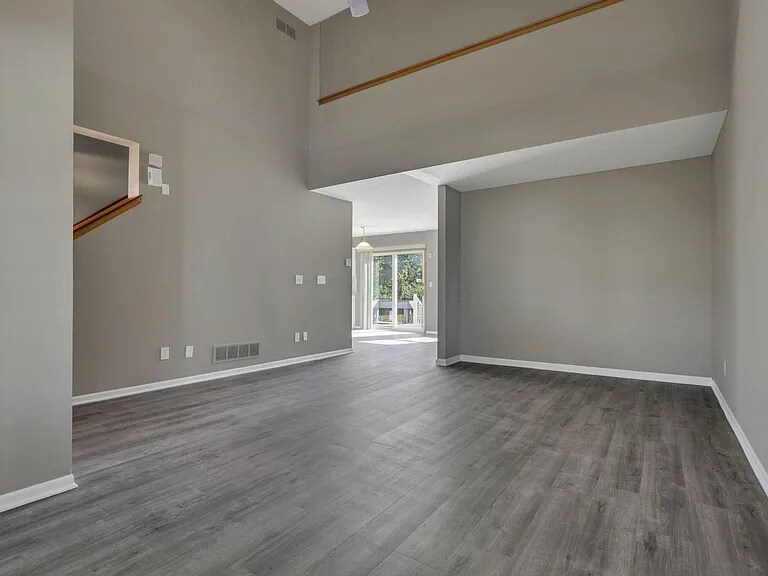 Building Photo - 7015 Onyxbluff Ln