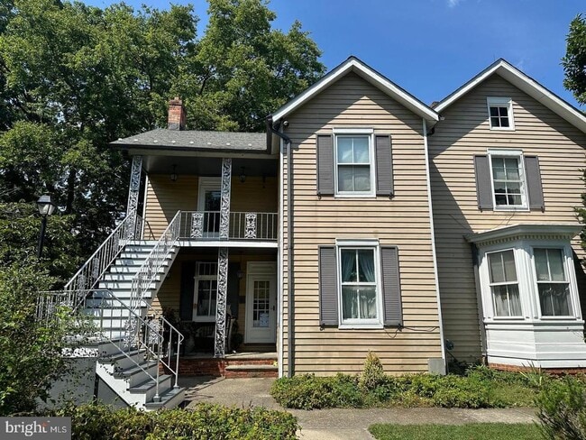 Building Photo - 3504 Buckeystown Pike