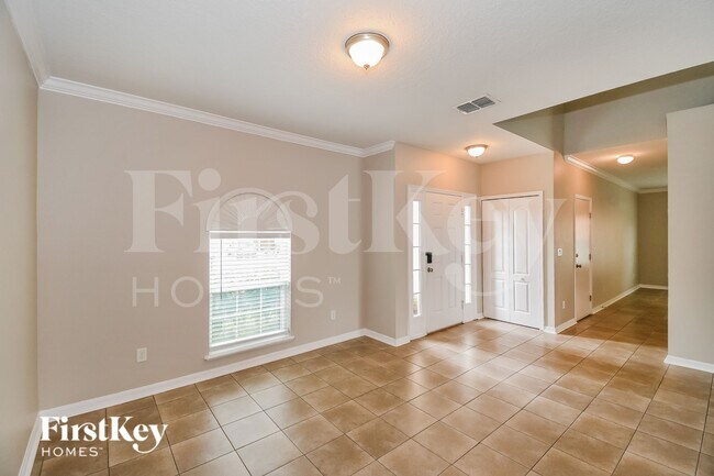 Building Photo - 10286 Magnolia Hills Dr