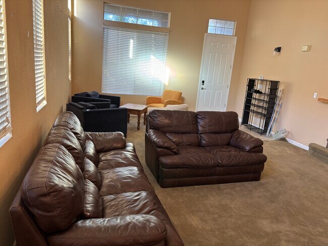 Building Photo - 3776 Pintail Dr