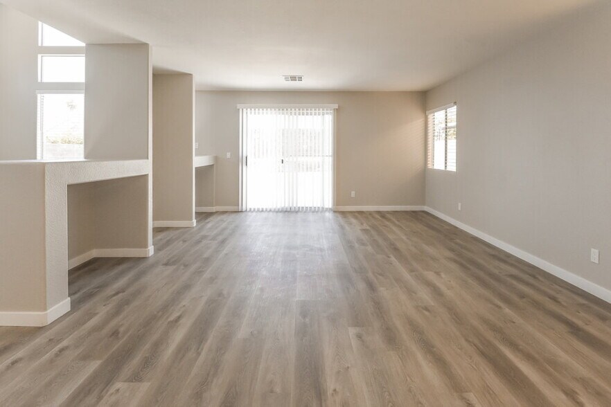 Building Photo - 3667 Saddle Creek Ct