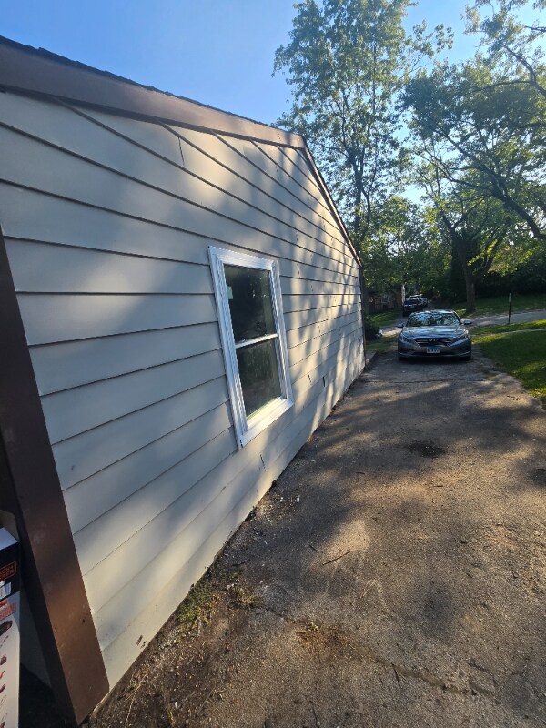 Building Photo - 21648 Gailine Ave