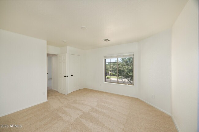 Building Photo - 18546 E Oak Hill Ln