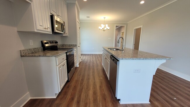 Building Photo - Brand New in Zachary!