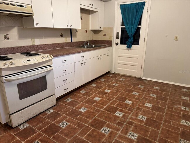 Building Photo - 4990 80th St N