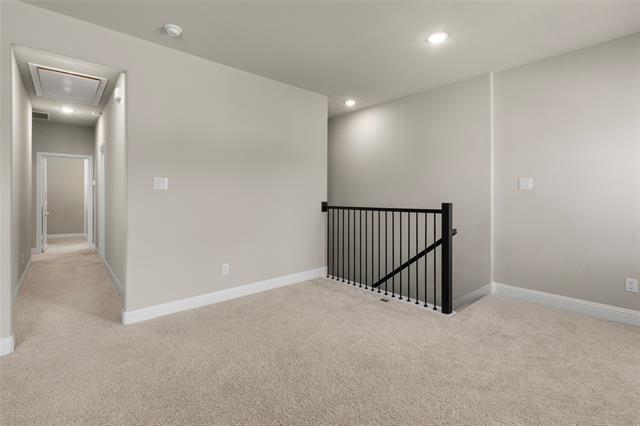 Building Photo - 2807 Woodland Ct