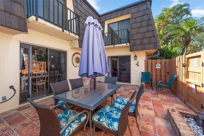 Building Photo - 4029 Sandlewood Ln