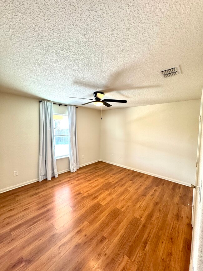 Building Photo - 11474 Country Canyon