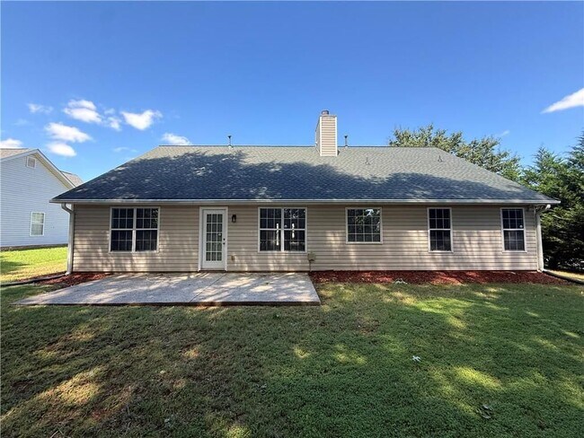 Building Photo - 970 Harbins View Dr
