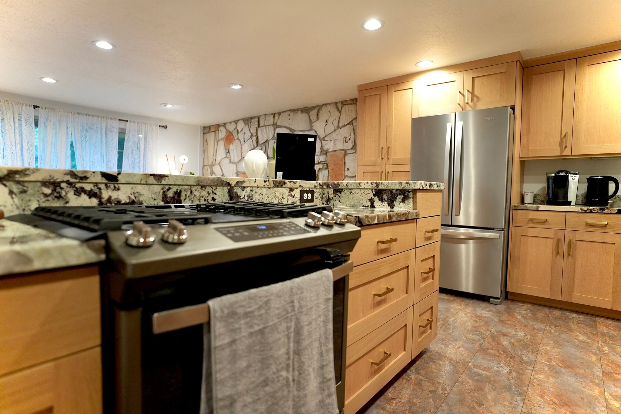 Building Photo - 4284 S Normandie Ln