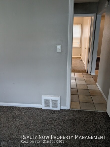 Building Photo - 27471 Forestview Ave