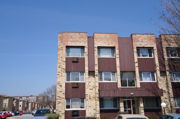 Building Photo - Honey Bee Complex