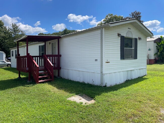 Building Photo - 225 Hillsdale Estates Ln
