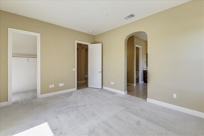 Building Photo - 4489 Snowberry Ct