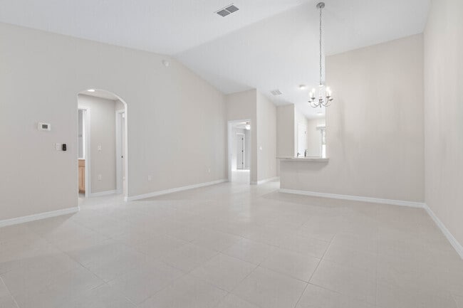 Building Photo - 24 Untermeyer Pl