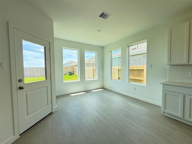 Building Photo - 16535 Mesquite Fld Dr