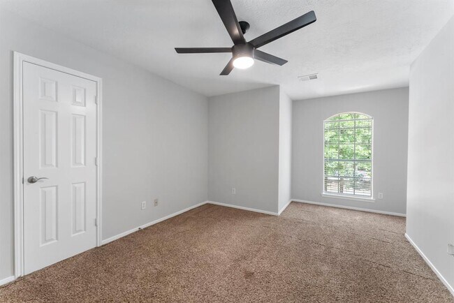 Building Photo - 15 Capshaw Ct