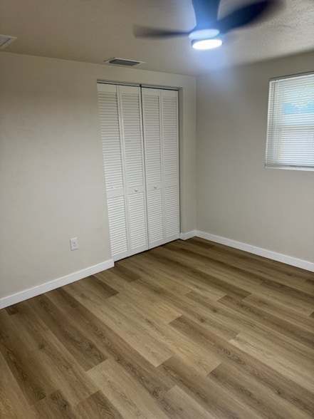 Building Photo - 2335 SE 46 Terrace