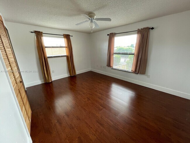 Building Photo - 9922 SW 2nd St