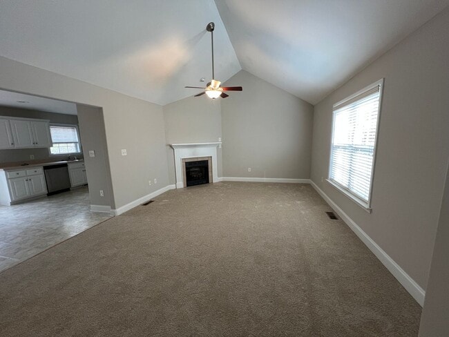 Building Photo - Elegant 3 Bedroom, 2 Bath Rental Home in Creedmoor