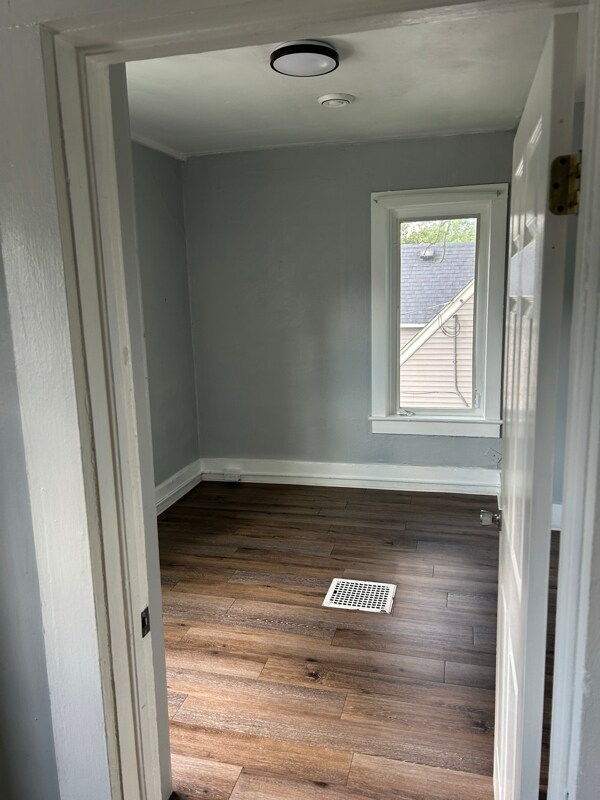 Building Photo - 769 Plum St